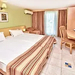 ホテル Kaliopa 3*